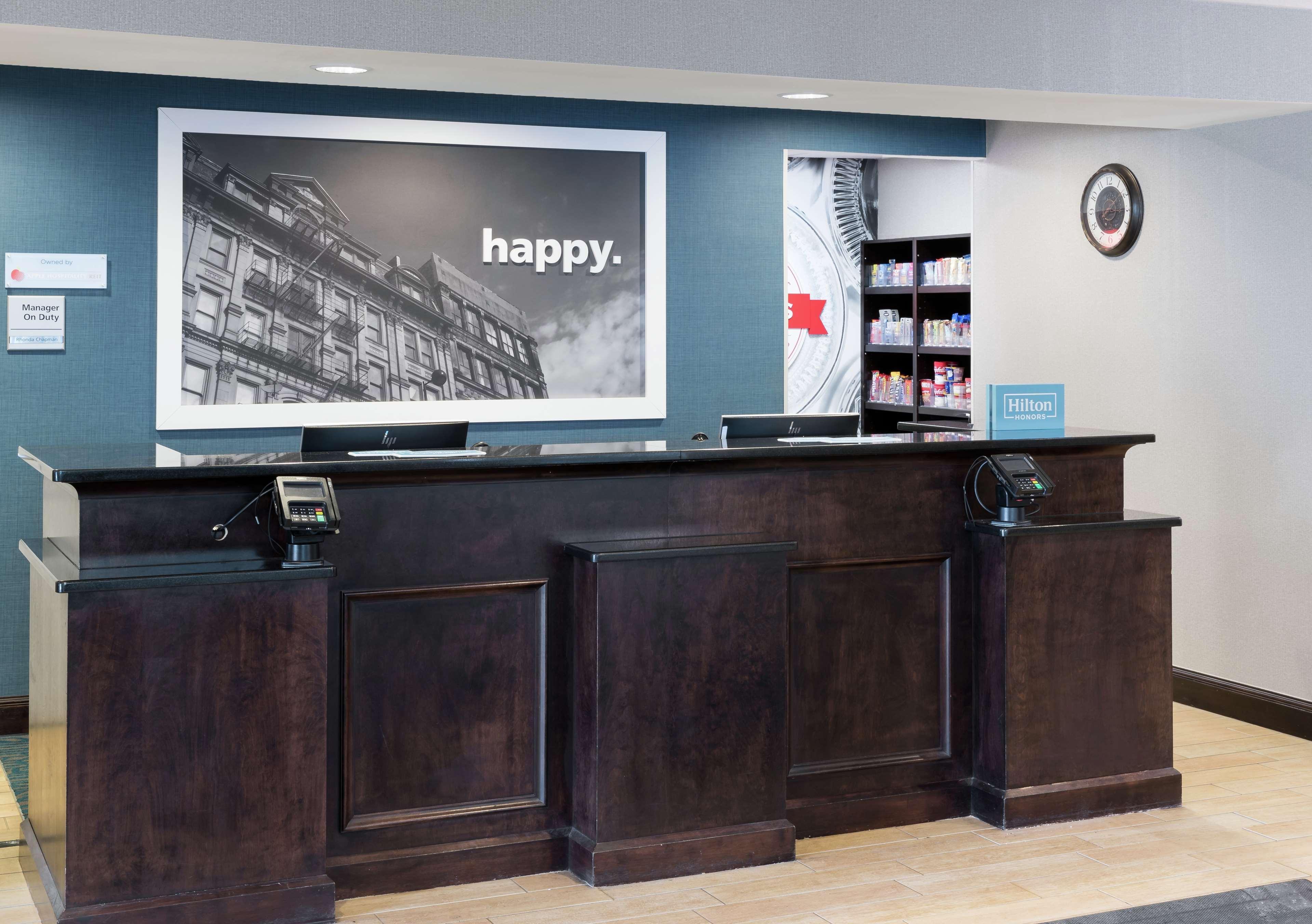 Hampton Inn & Suites Rochester-North Bagian luar foto
