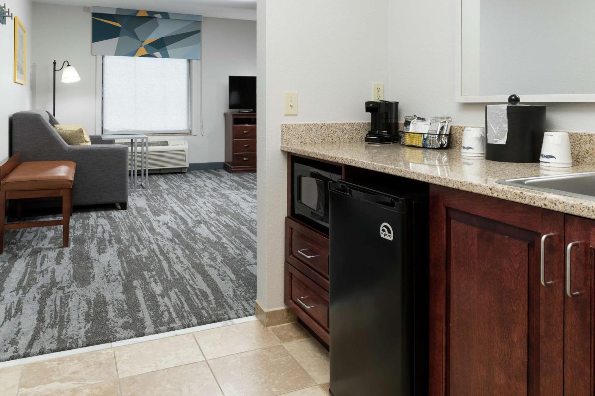 Hampton Inn & Suites Rochester-North Bagian luar foto