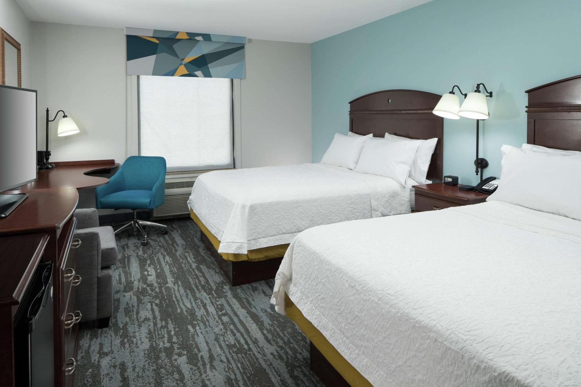 Hampton Inn & Suites Rochester-North Bagian luar foto